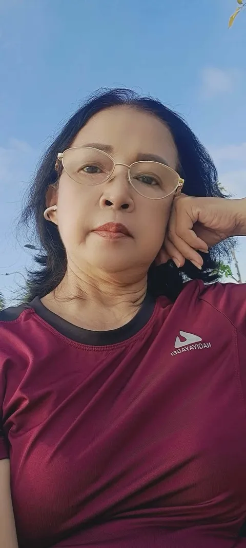 Loan Dinh - 61