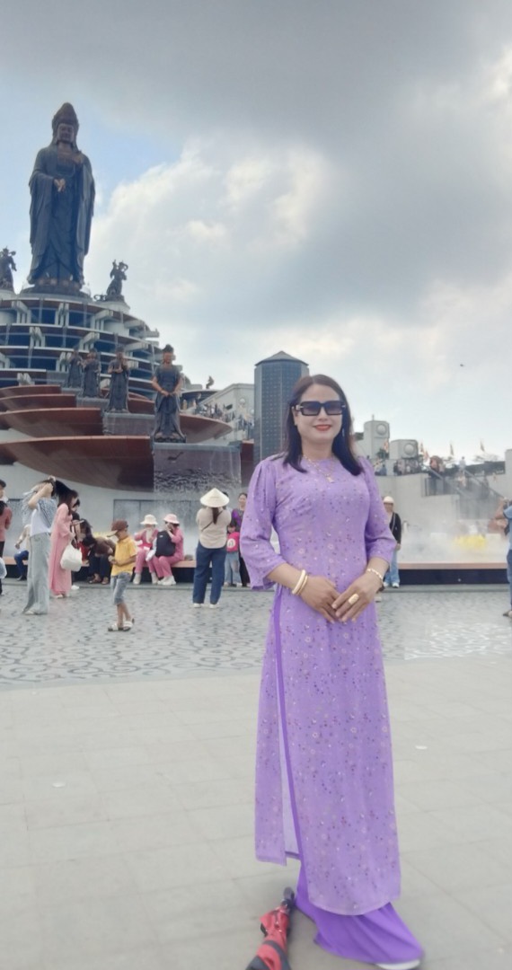 Trần thị câm  nhung