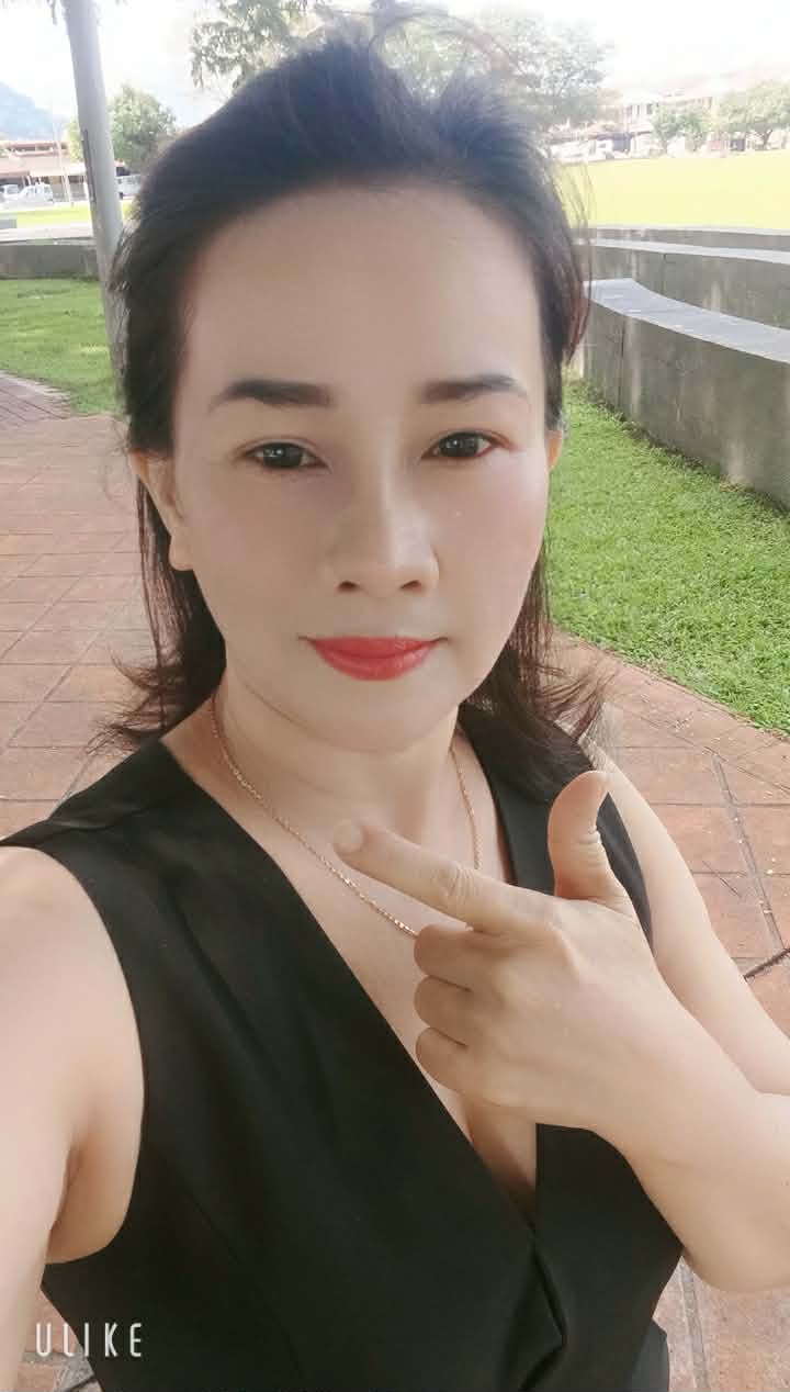  Huỳnh Huyền