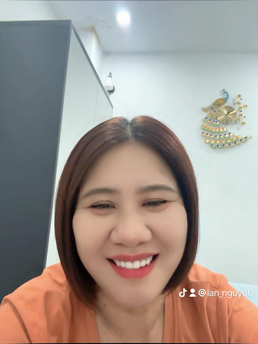 Nguyet Lan