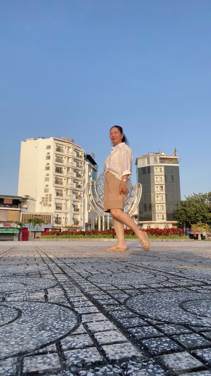 Thu Hà