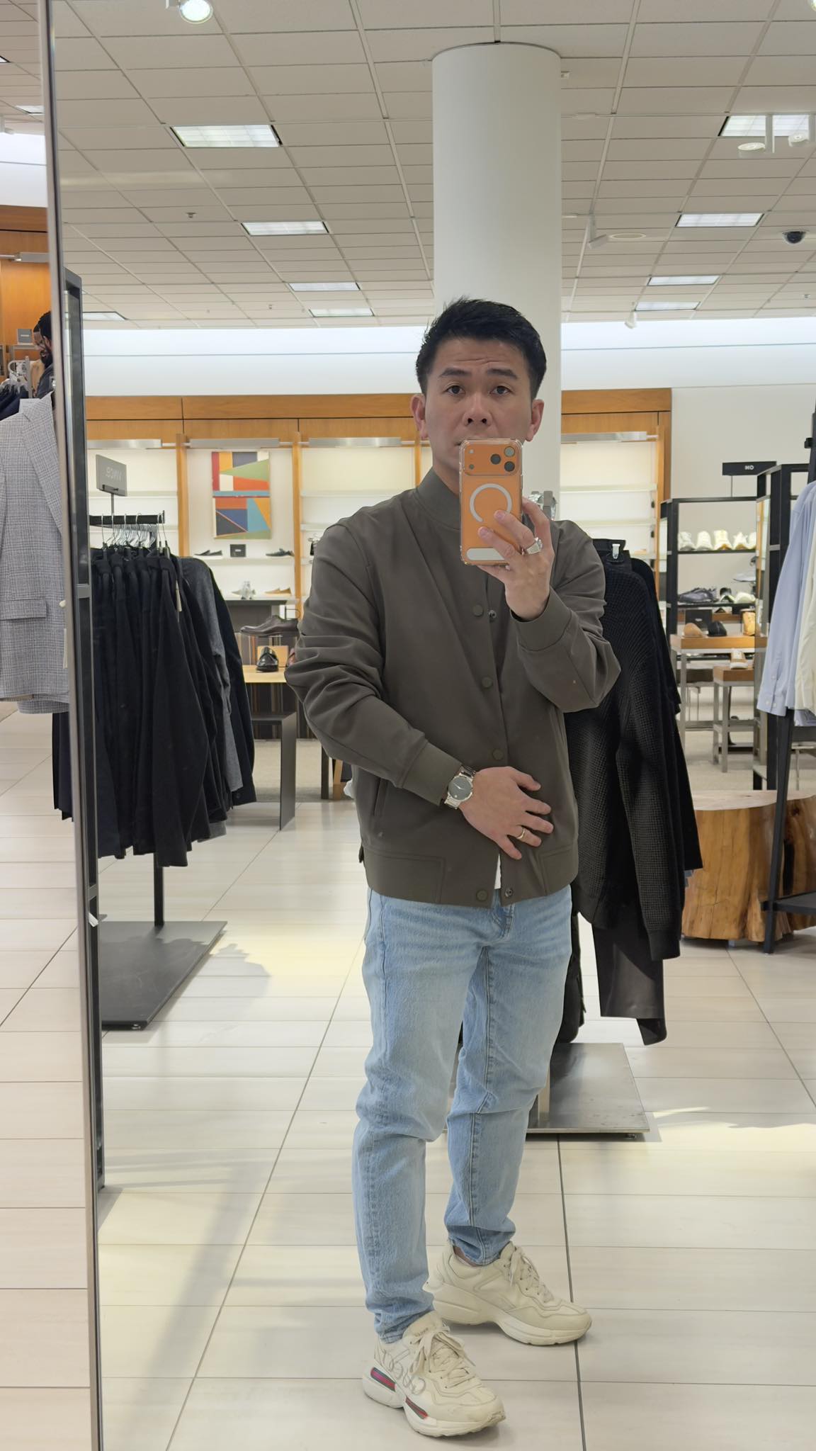 Đức Lưu - Úc