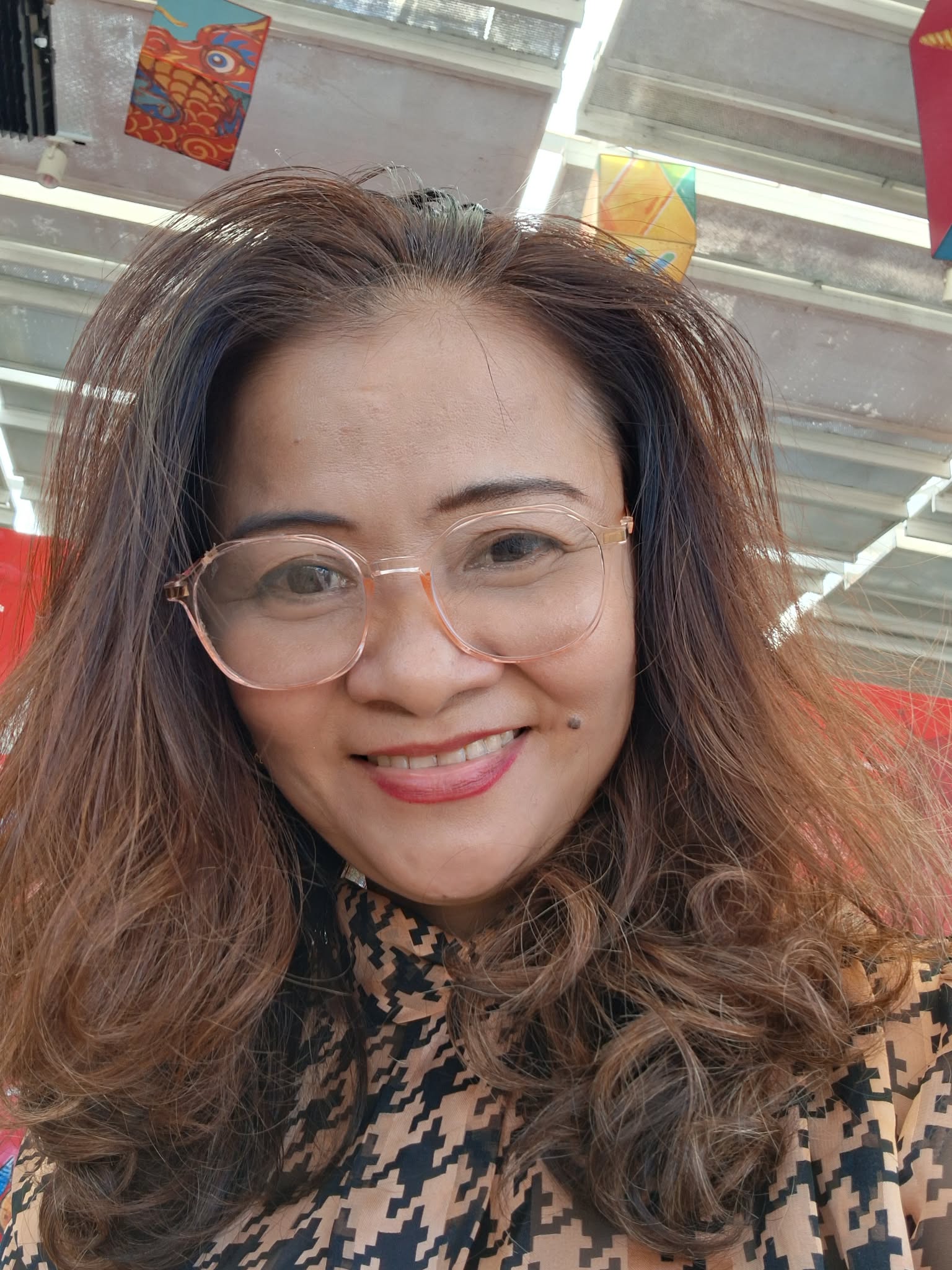 Hương Mary Nguyễn