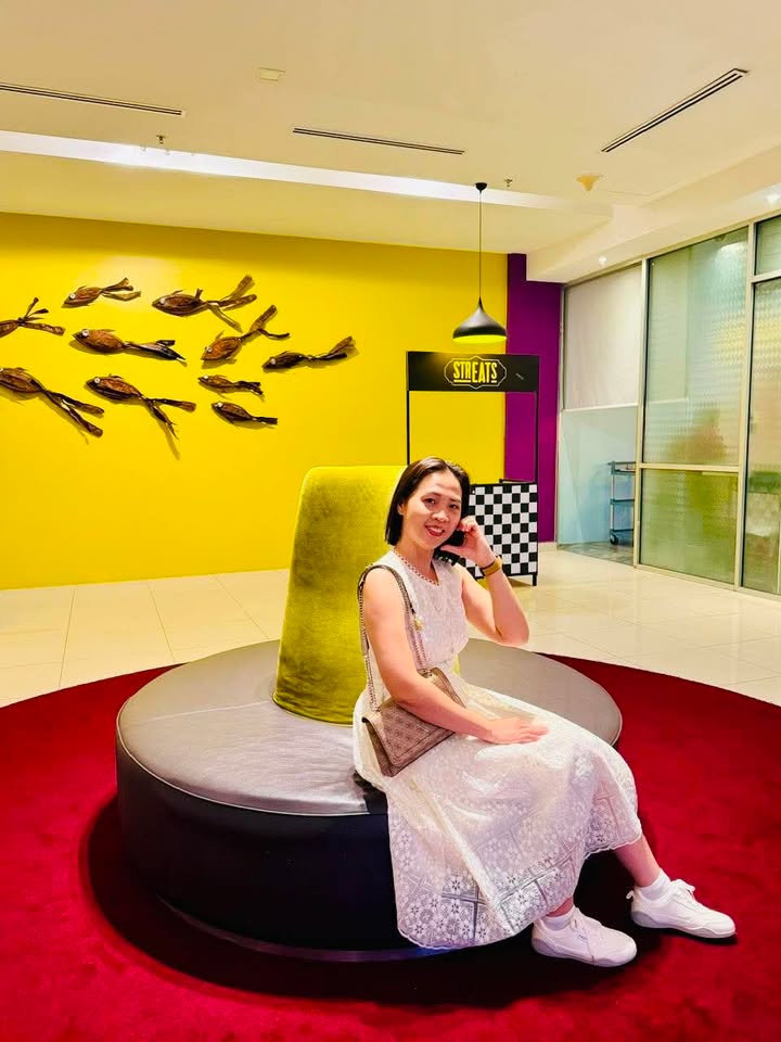 Tuyet Vu