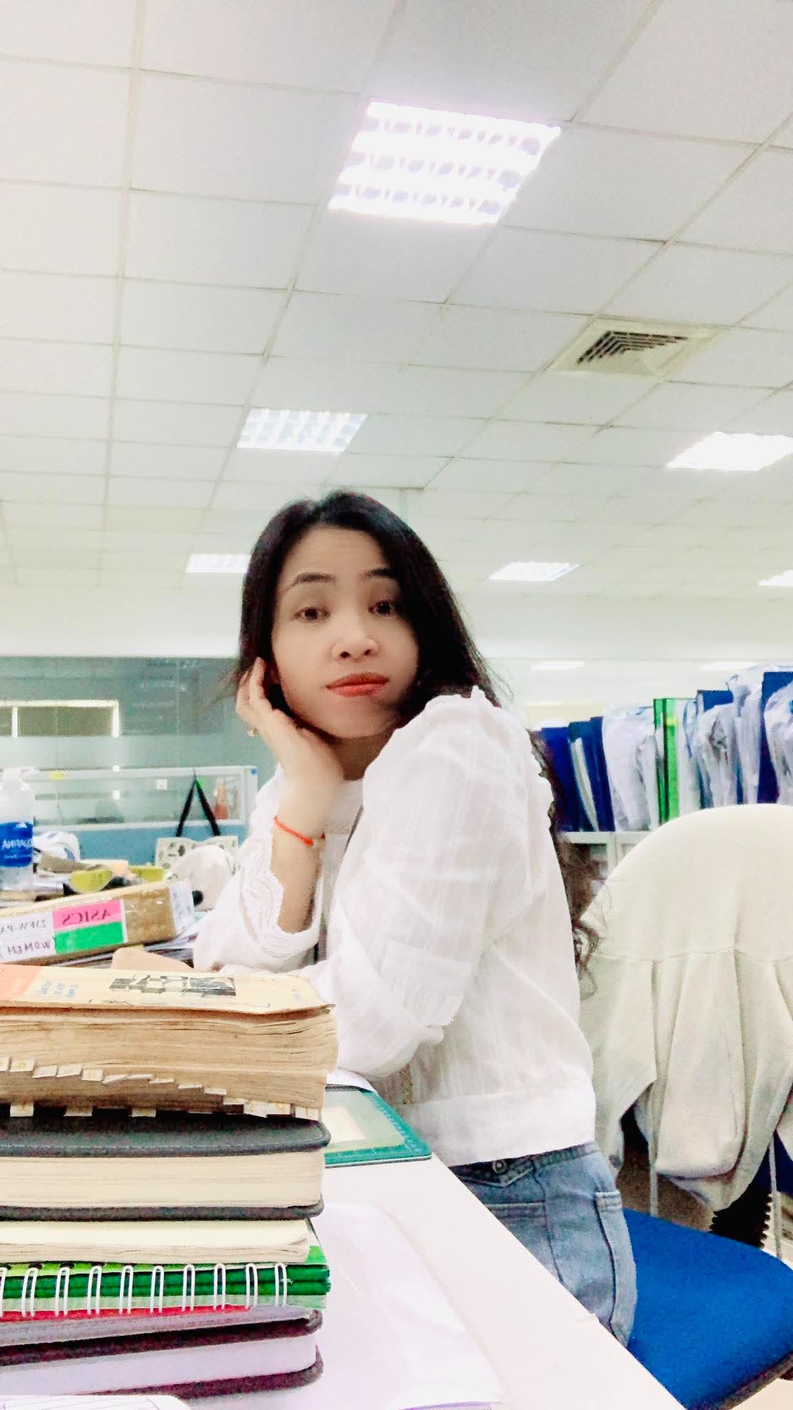 Anny LE