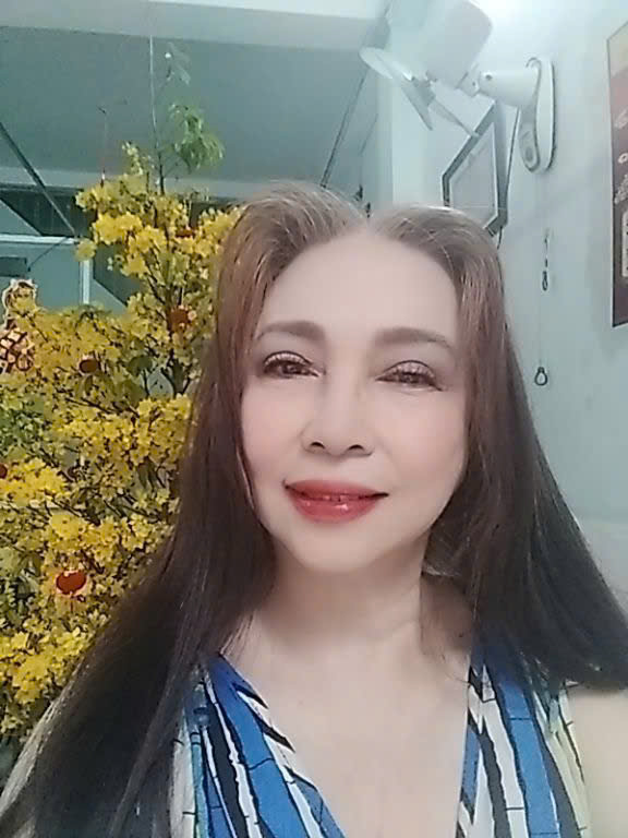 Thu Nga - 64