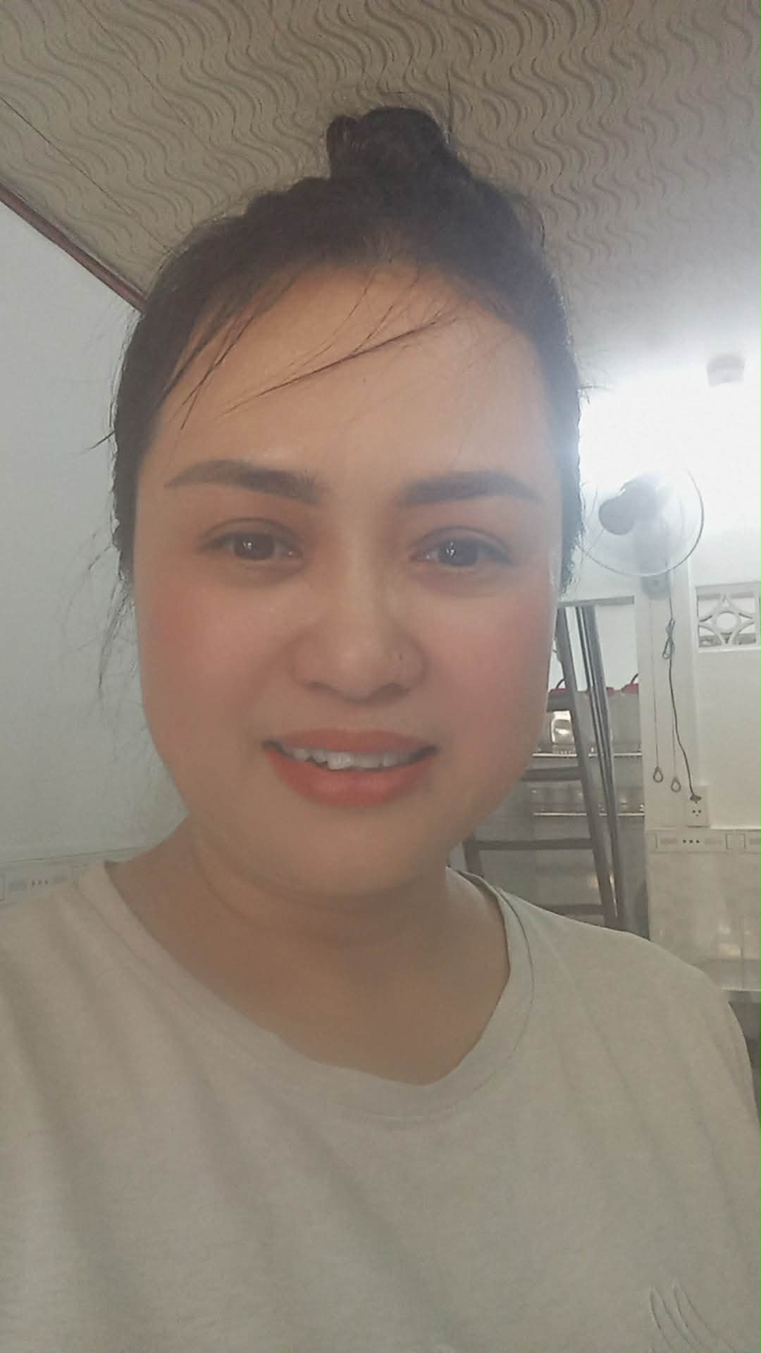 Yến Lê