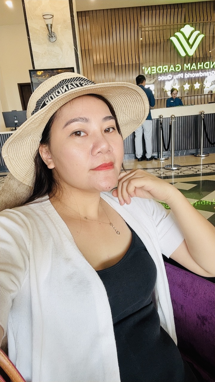 Đoàn Mỹ hằng