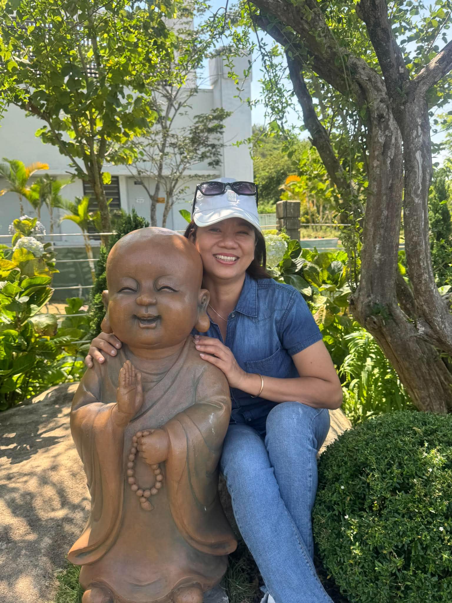 Dư Thị Tuyết Trinh