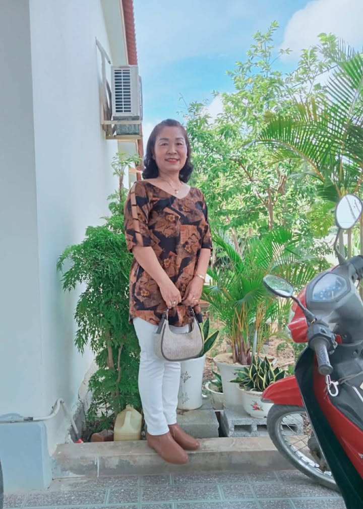 Võ Thu Hồng - 62
