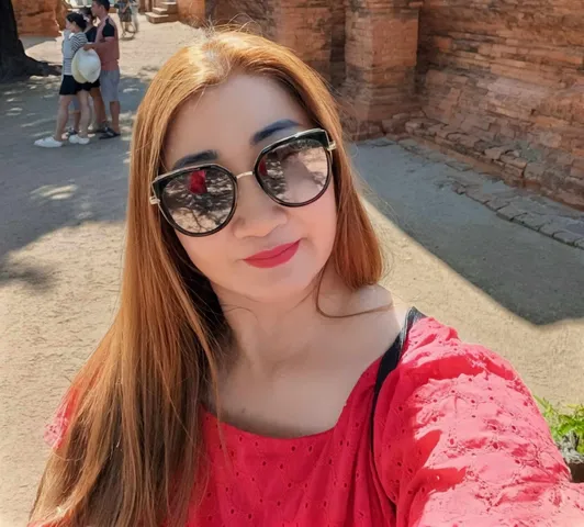 Hiển Mai