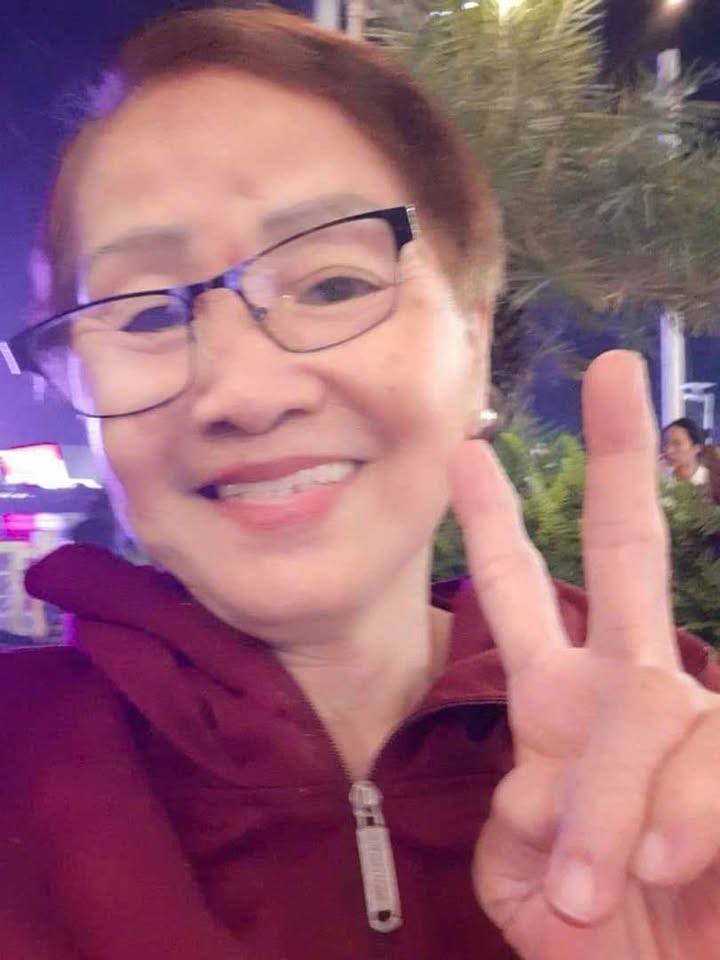 Sen Đinh Hoa