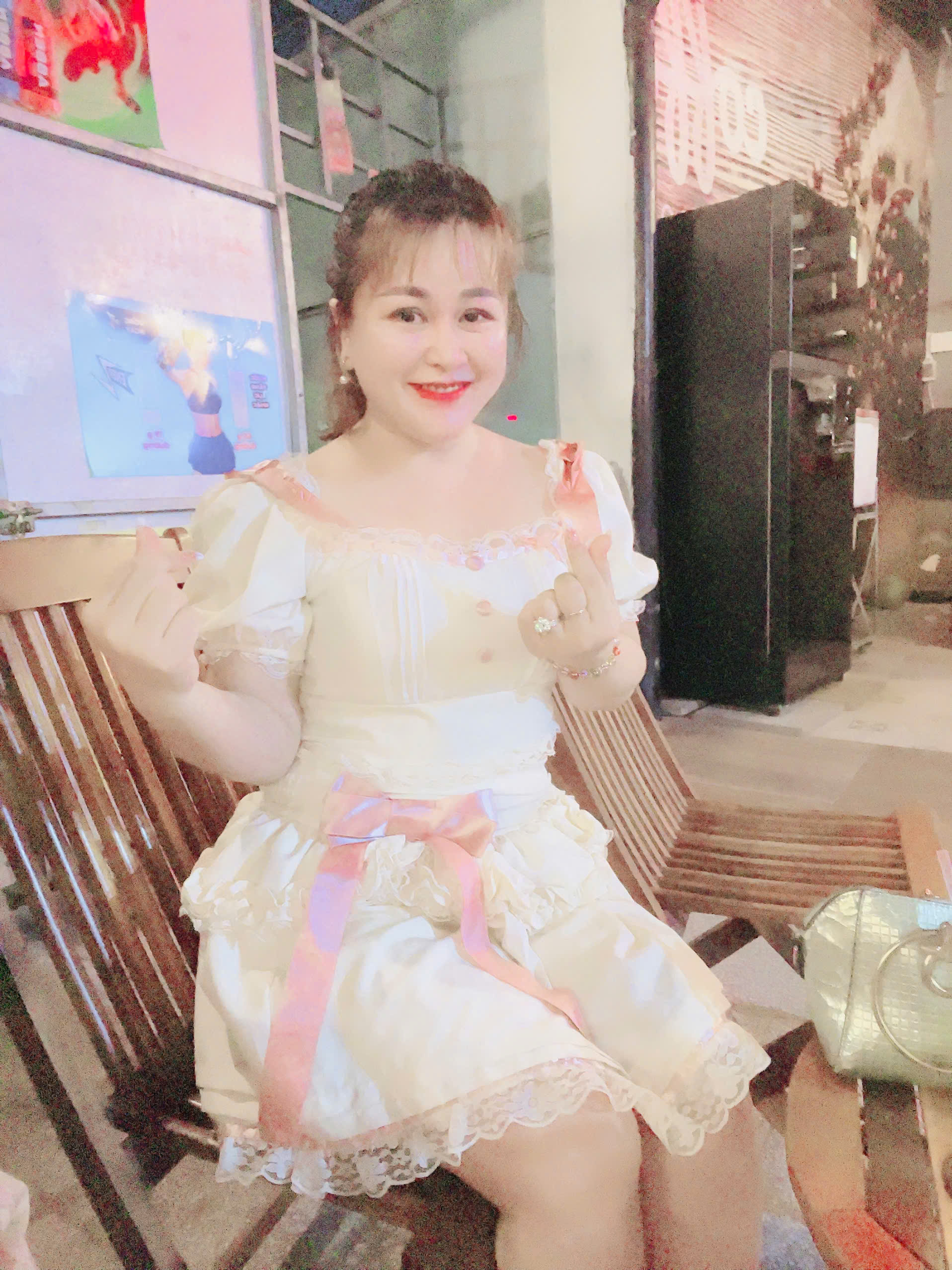 Elly Thao