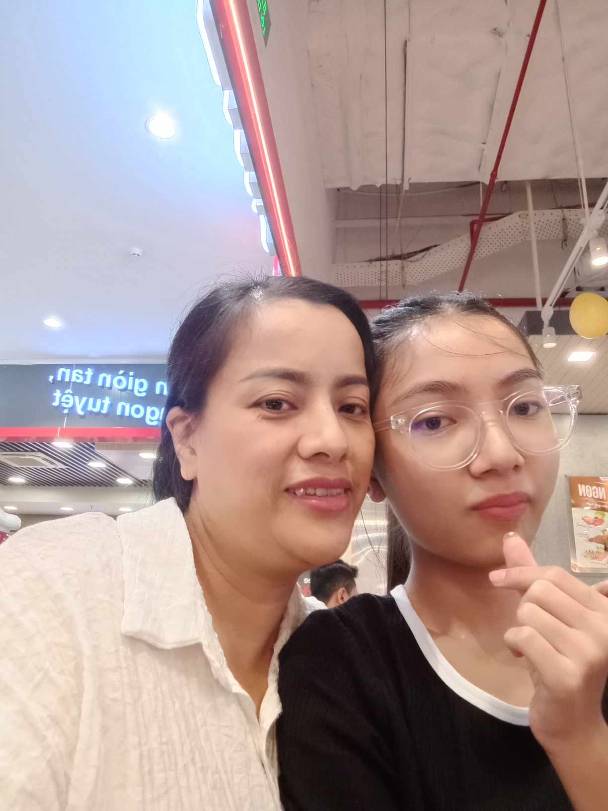 Thu Hiền